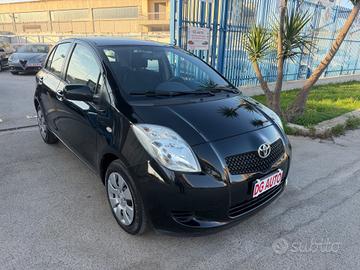 Toyota Yaris 1.0 benzina 69 cv 2007