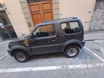 Suzuki gimni 1500 a benzina  del 2017