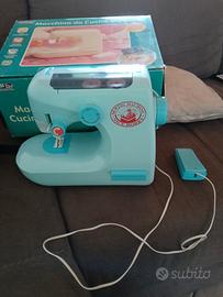 macchina da cucire bambina 