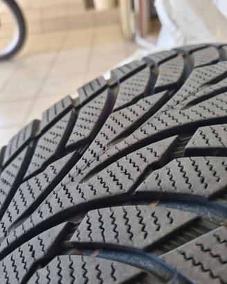 Gomme  invernali con dischi n ferro