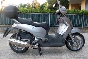 Scarabeo 400 i.e. light
