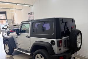 Jeep Wrangler Unlimited 2.8 CRD DPF full optional