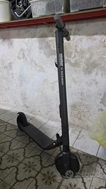 Monopattino Ninebot Segway ES2