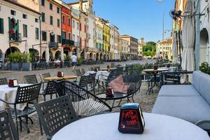 Attività / Licenza di 120 m² con 3 locali a Este