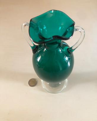 Vaso anfora in vetro soffiato di  Murano 