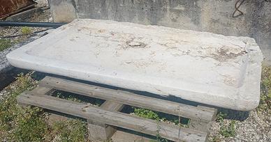 Secchiaio/lavabo in pietra