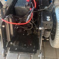 Sedia a rotelle elettrica