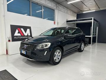 Volvo XC60 2.4 d4 Momentum awd 181cv geartronic