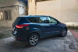 Ford KUGA AWD versione Luxury 