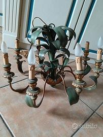 Lampadario in legno laccato anni 70 vintage