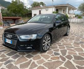 AUDI A4 4ª serie - 2012