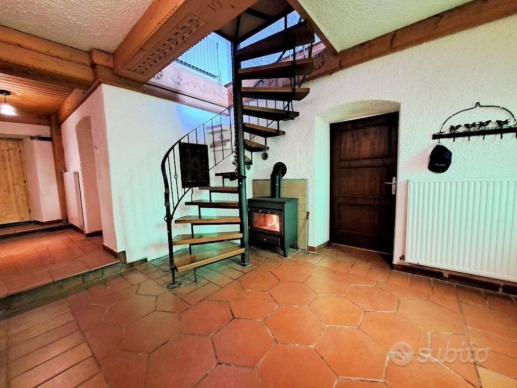 Villa di 200 m² con 4 locali e box auto a Tarvisio - Altro