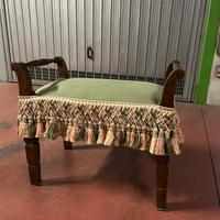 Poggiapiedi in legno