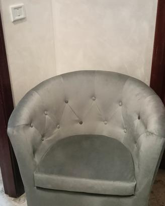 Poltrona nuovissima 