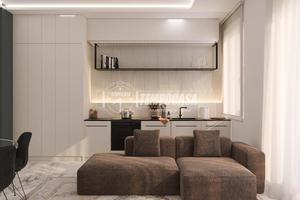 TRILOCALE CON BOX AATO IN FASE DI RISTRUTTURAZIONE