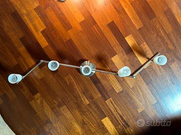 Lampadario a faretti