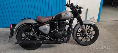 Royal Enfield Classic 350 - 2023