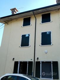 Villetta con giardino
