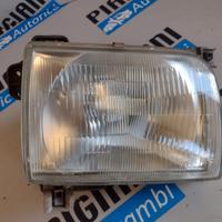 Faro / Proiettore Anteriore Destro Nissan Navara 2