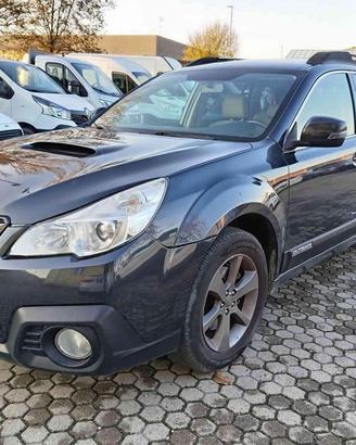Subaru OUTBACK 2.0D AVD CVT FULL OPTIONAL