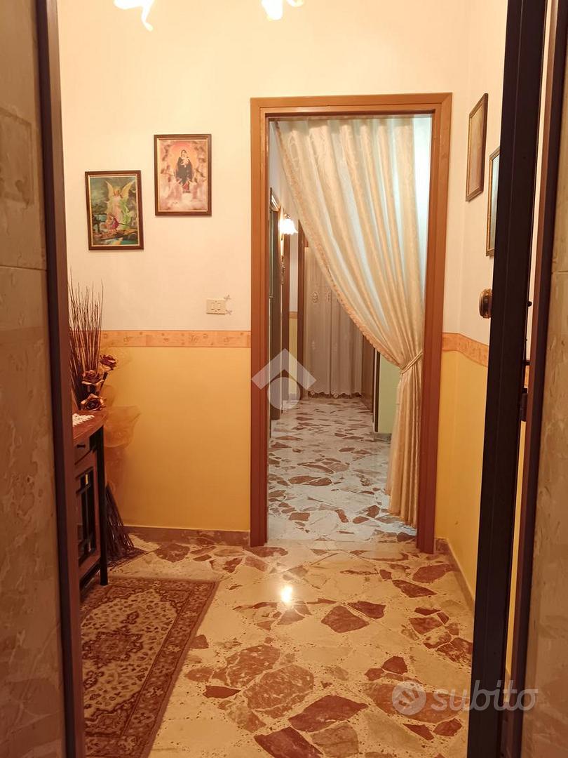 6 LOCALI A TRAPANI - Altro