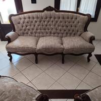 Divano e poltrone stile liberty