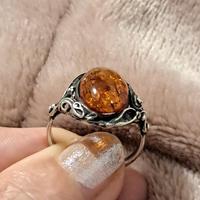 Anello in argento 925 con ambra baltica 
