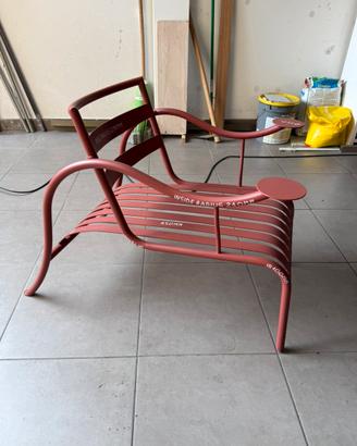 Poltrona Thinking Man’s Chair con scritte