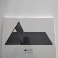 iPad Pro smart keyboard 