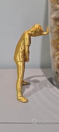 Statuina color oro