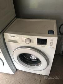 Lavatrice slim salva spazio