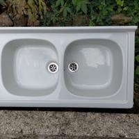 lavello con due vaschette