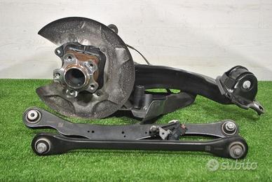 BMW F70 U06 Mozzo fusello posteriore destro| 17389