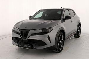Alfa Romeo Junior 1.2 ibrida speciale 145cv edct6