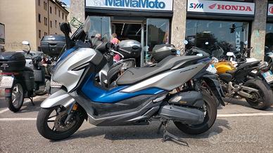 Honda Forza 125