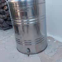 2 Contenitori per olio