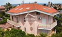 grande-villa-divisibile-in-piu-unita-