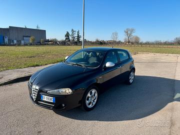 Alfa romeo 147