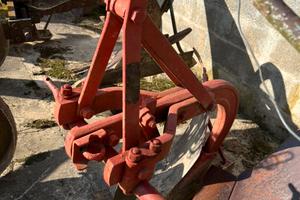 Aratro d'epoca Ferguson