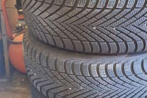 Kit cerchi e gomme Audi A4  205/55/16 pirelli inve