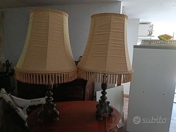 Coppia lampade da tavolo vintage con paralumi a fr