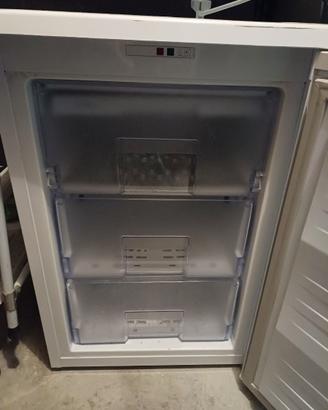 Congelatore BEKO 3 cassetti veriticali