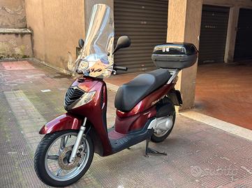 Honda Sh150 a Roma
