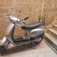 Piaggio Vespa 50 ET2 - 2000