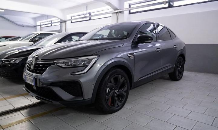 Renault Arkana 1.6 E-Tech hybrid R.S. Line 145cv
