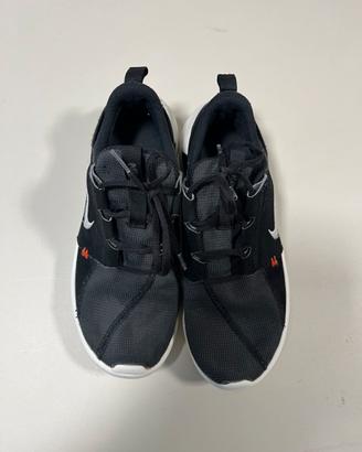 Scarpe bimbo Nike misura 42