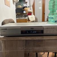 Lettore DVD Samsung DVD-M105 CD/DVD Video Player v