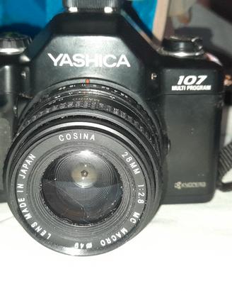 macchina fotografica yahica