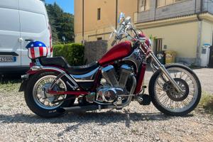 Suzuki intruder vs 800