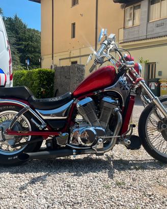 Suzuki intruder vs 800